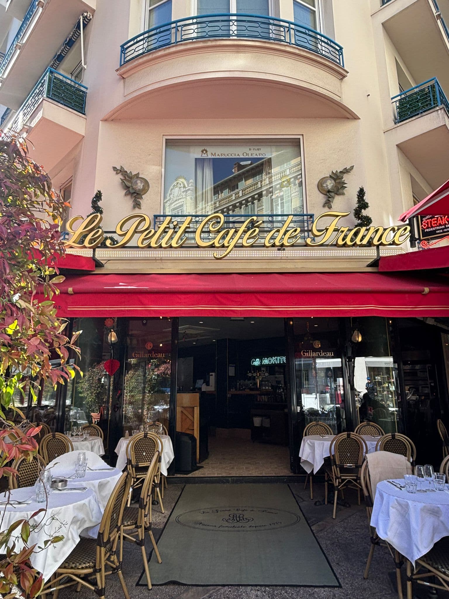 Petit Café de France Nice Rina's Bar - Brasserie & Restaurant